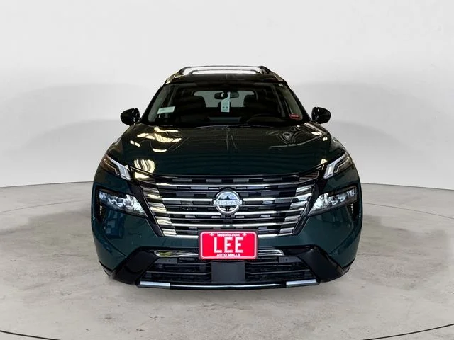 New 2026 Black Nissan Platinum image 9