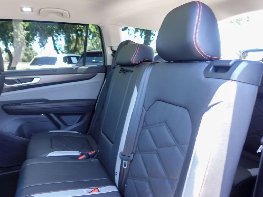 Certified Used 2025 Pure Gray Volkswagen 2.0T Peak Edition image 26