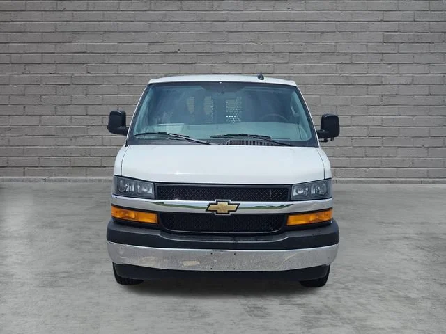 Used 2025 Summit White Chevrolet WT image 8