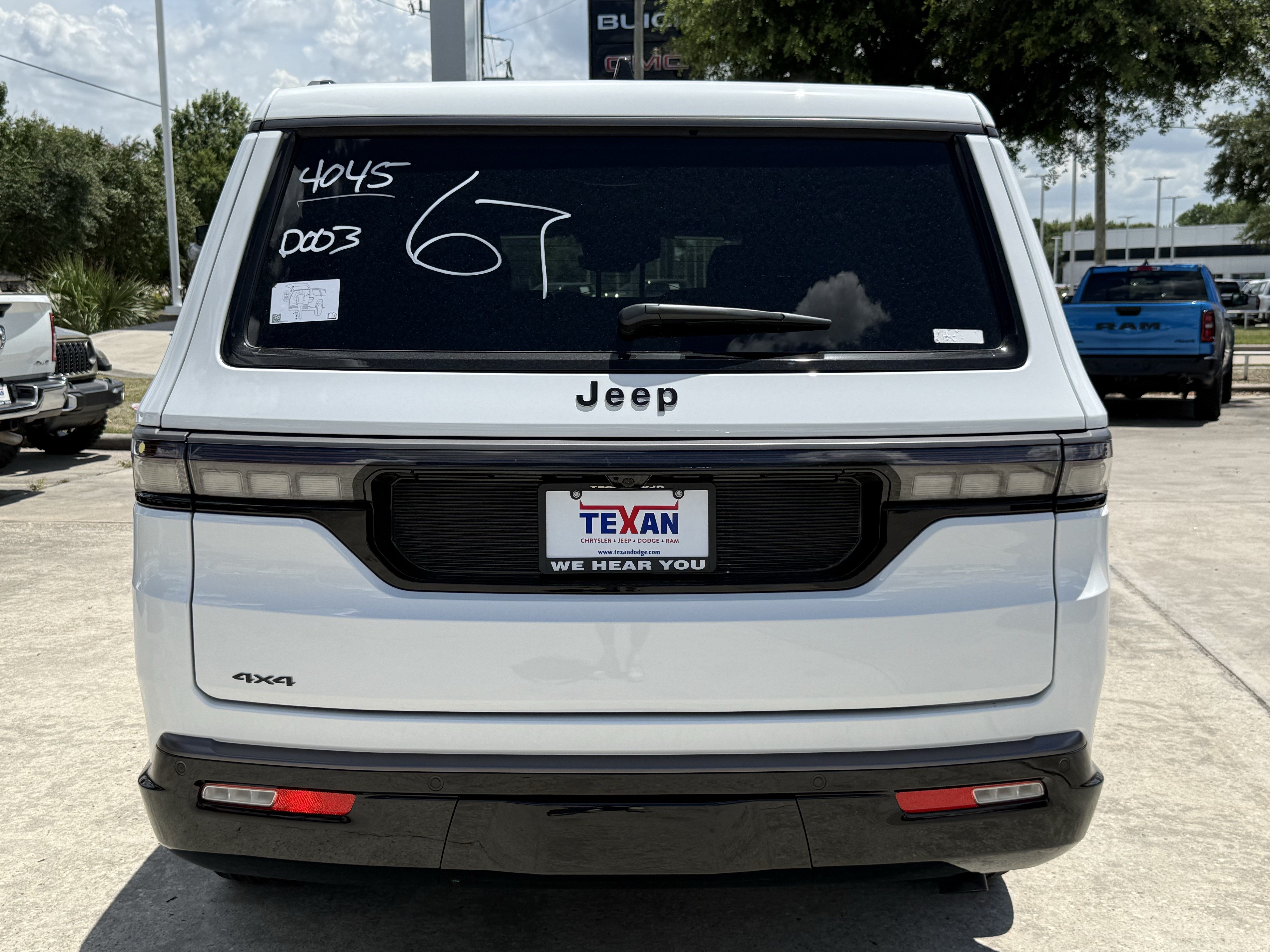New 2026 Bright White Clearcoat Jeep Limited Reserve image 5