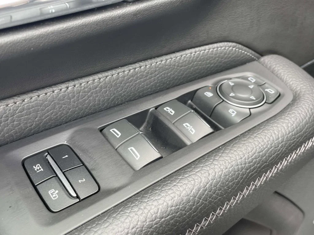 Used 2023 Black GMC Denali image 16