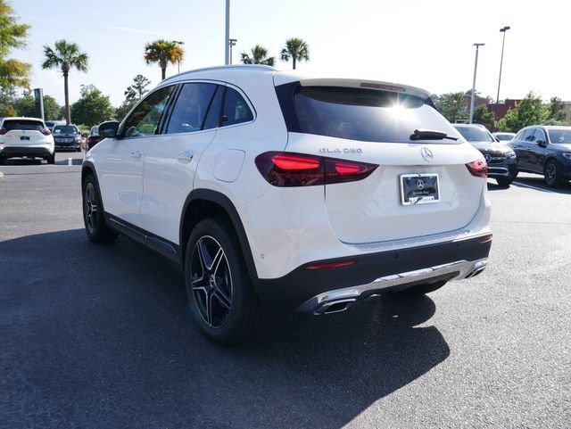 New 2026 Polar White Mercedes-Benz GLA 250 image 29