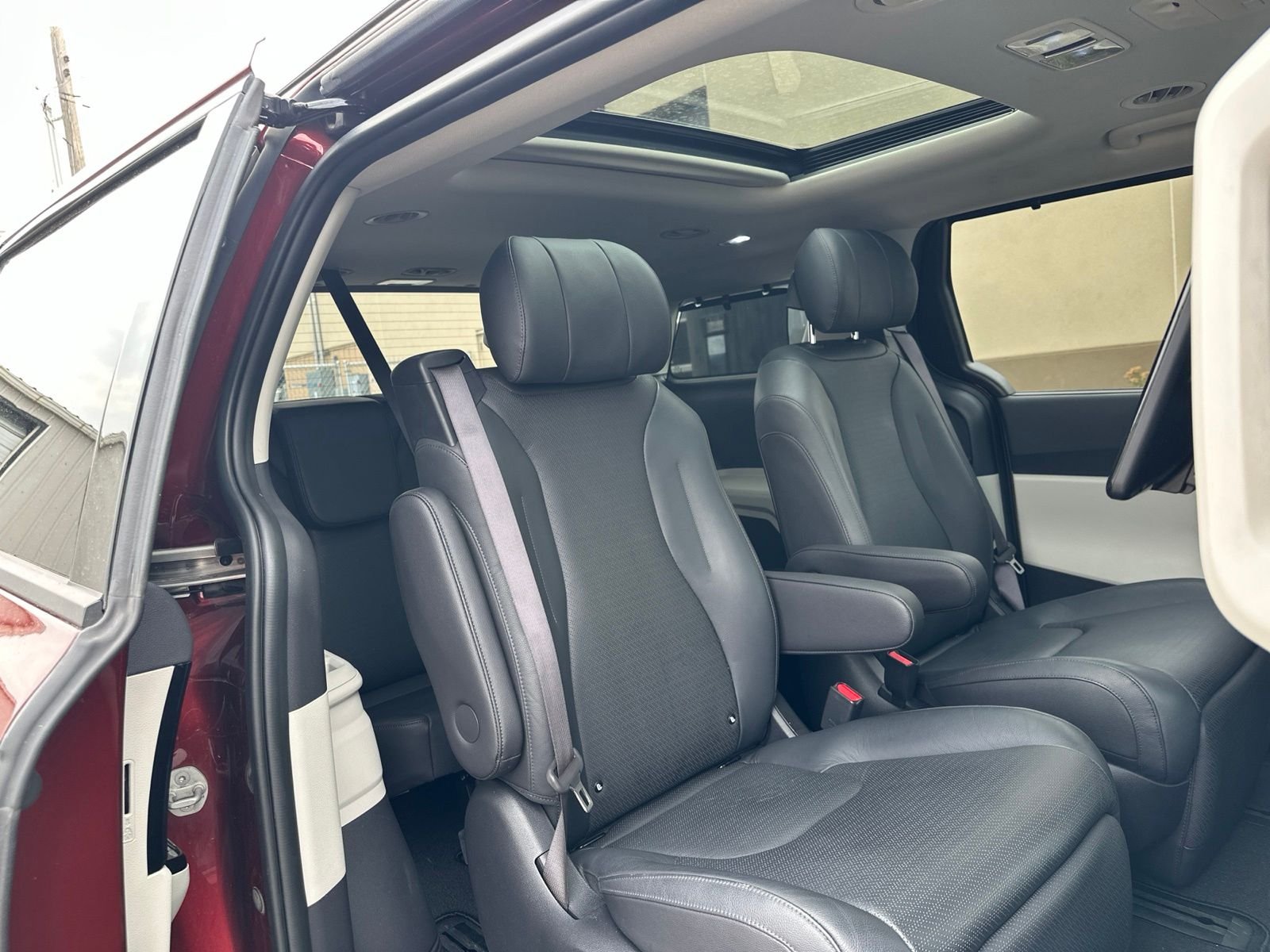 Used 2024 Red Kia SX Prestige image 43