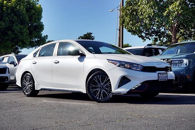 2023 Kia Forte GT-Line