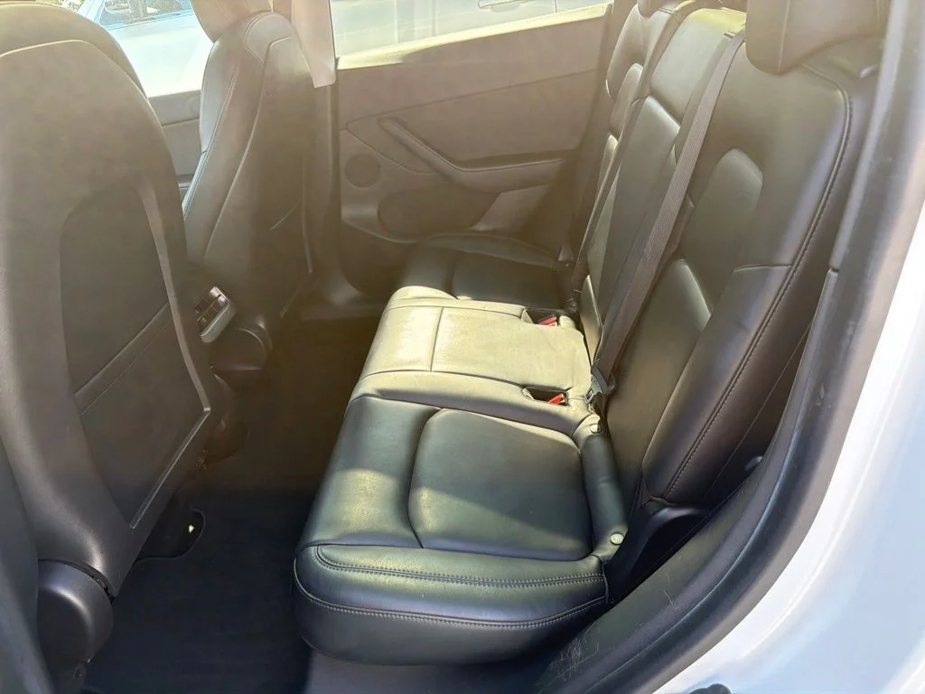 Used 2021 White Tesla Long Range image 11