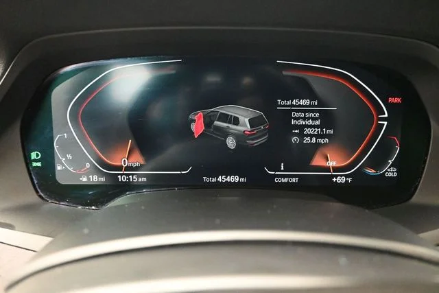 Used 2022 Blue BMW xDrive40i image 12