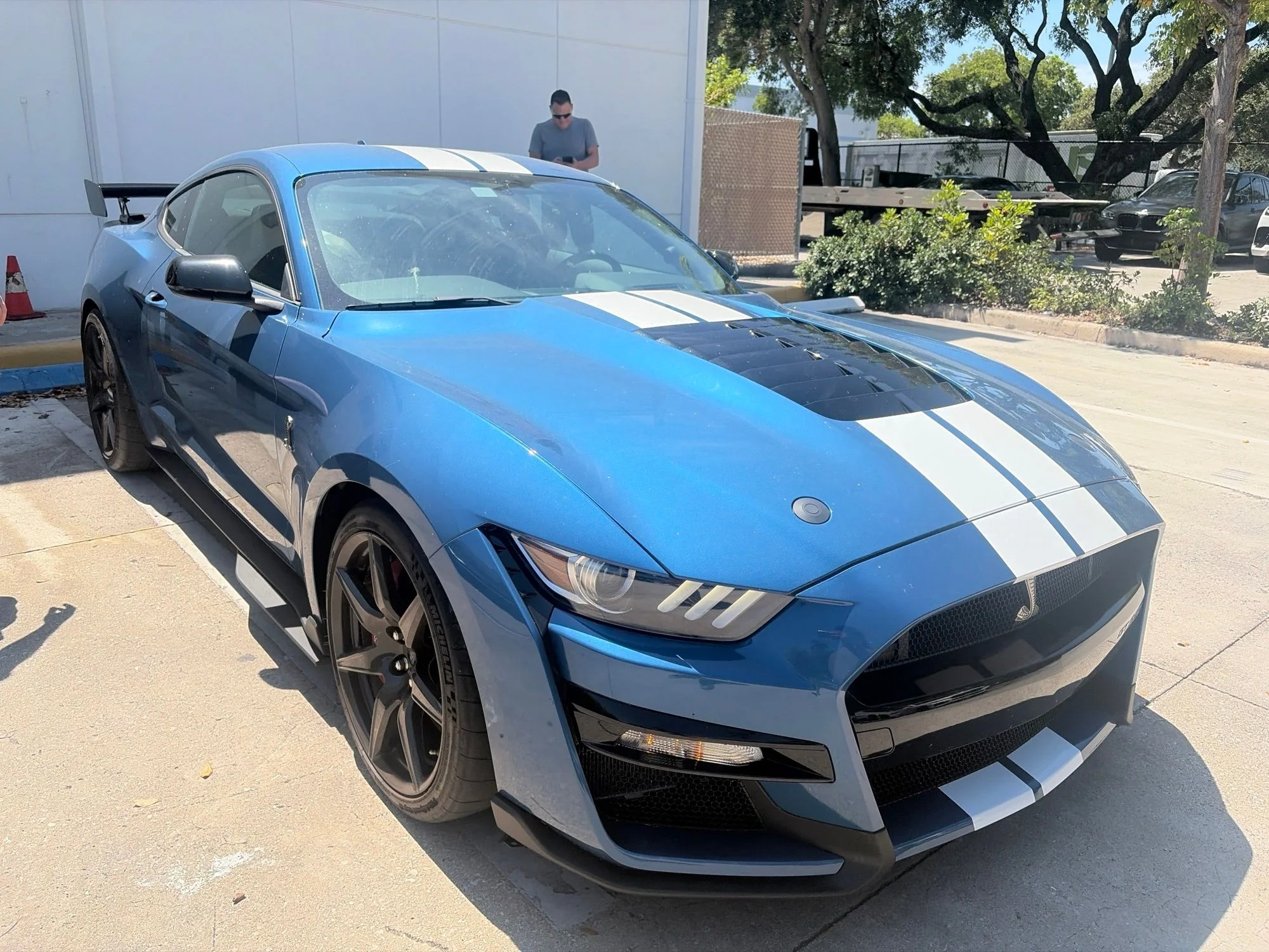 Used 2020 Blue Ford Shelby GT500 image 2