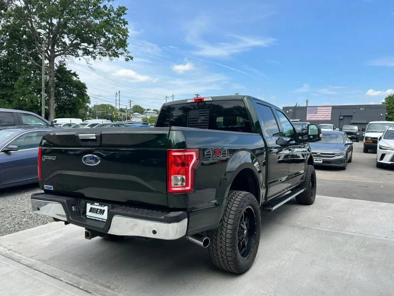 Used 2016 Green Ford XLT Pickup 4D 5 1/2 ft image 27