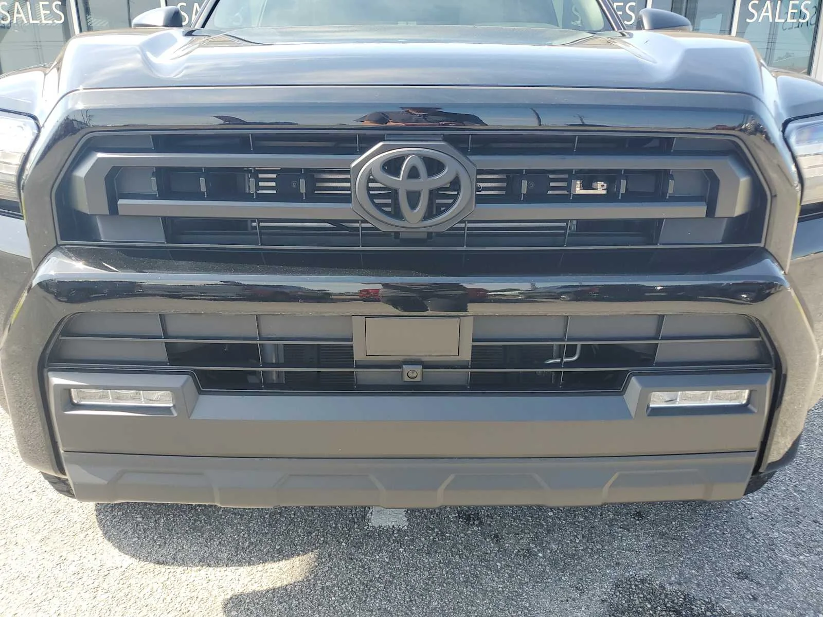 Used 2025  Toyota SR5 image 12