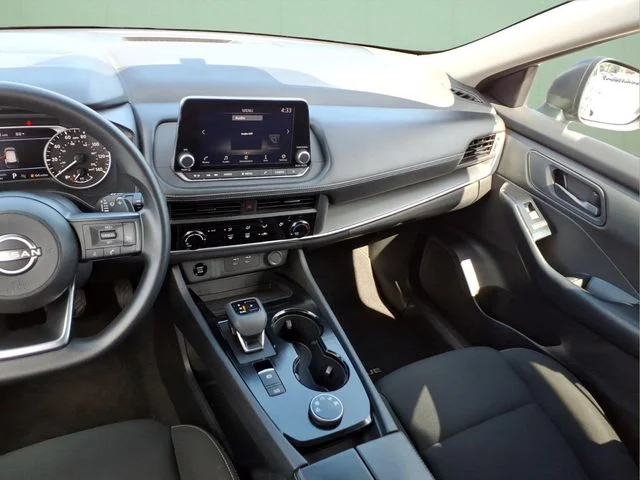 Used 2024 Gray Nissan S image 12