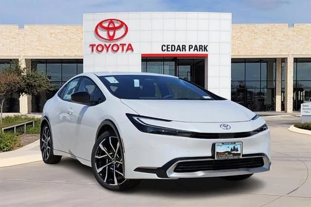 2026 Toyota Prius XSE's photo