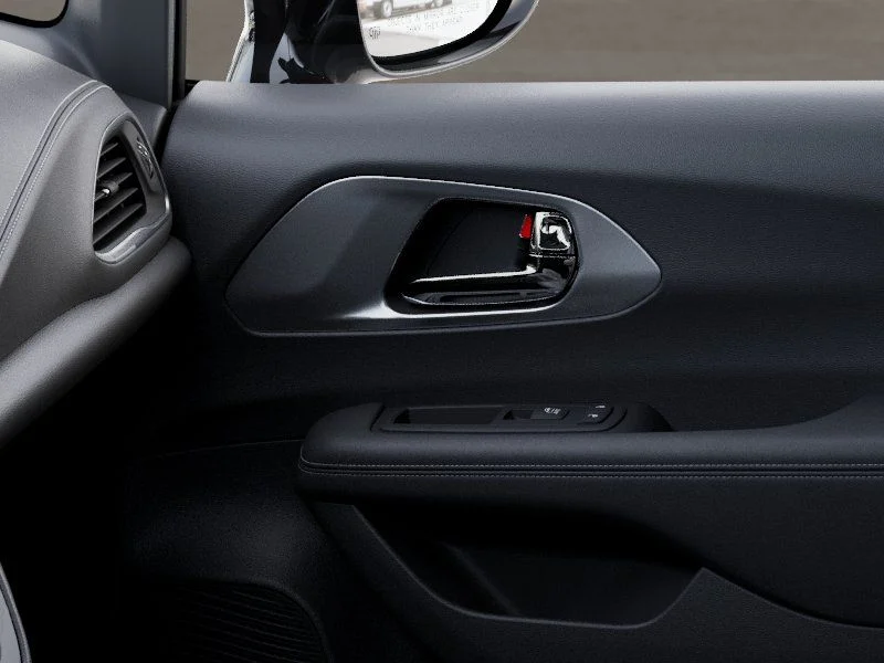 New 2027 Diamond Black Crystal Pearl-Coat Exterior Paint Chrysler Select image 25