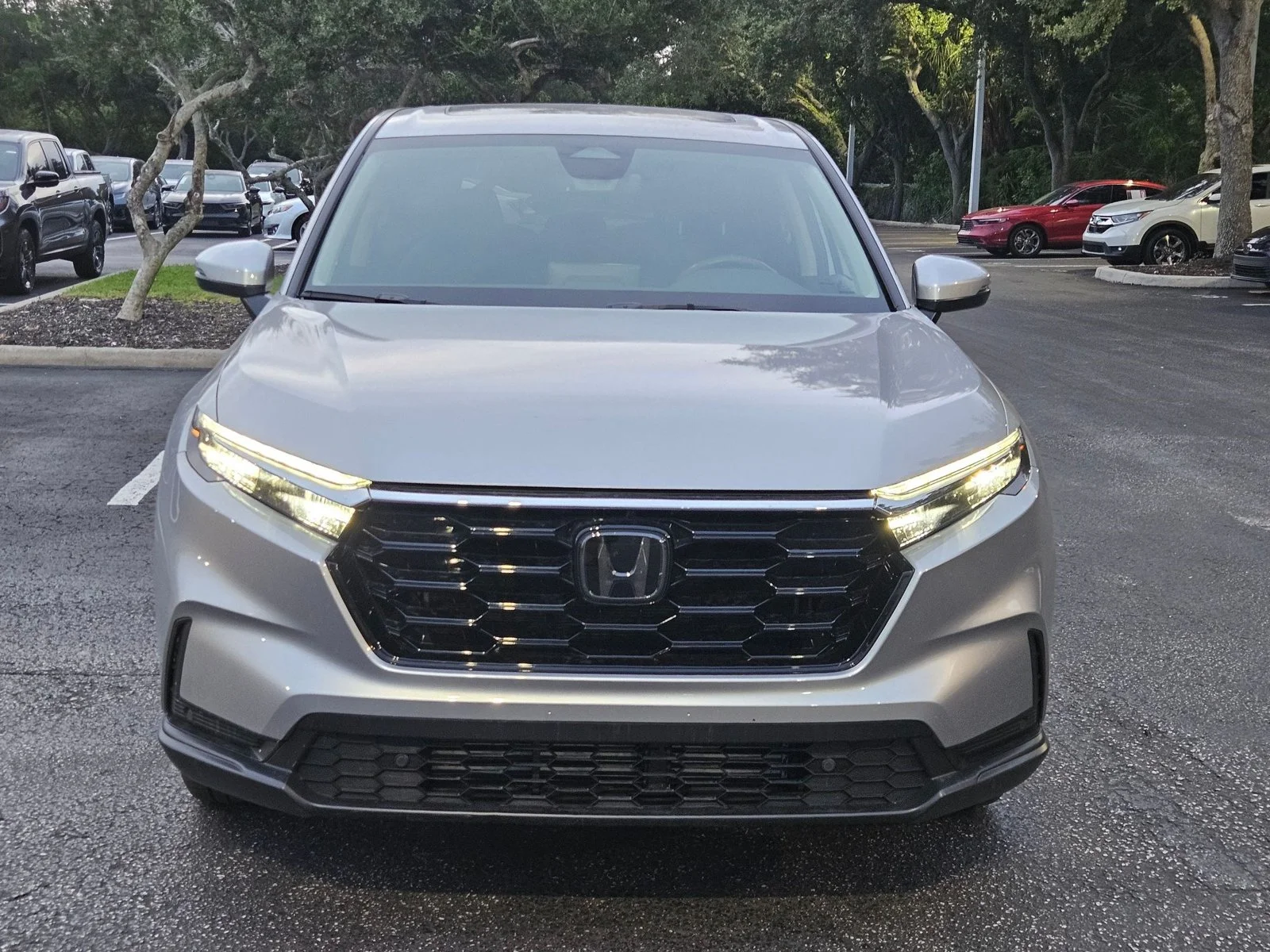 Used 2024 Lunar Silver Metallic Honda EX-L image 2