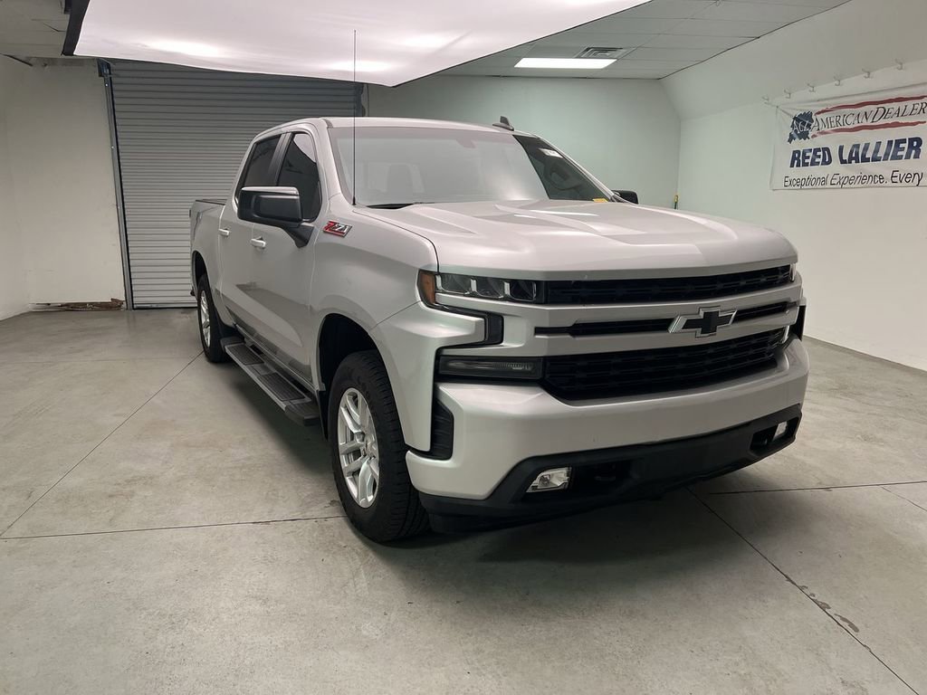 2020 Chevrolet Silverado 1500 RST 4X4 Crew Cab Short Box's photo