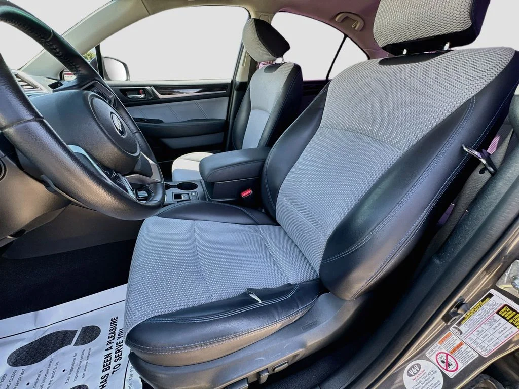 Used 2018 Gray Subaru 2.5i image 25