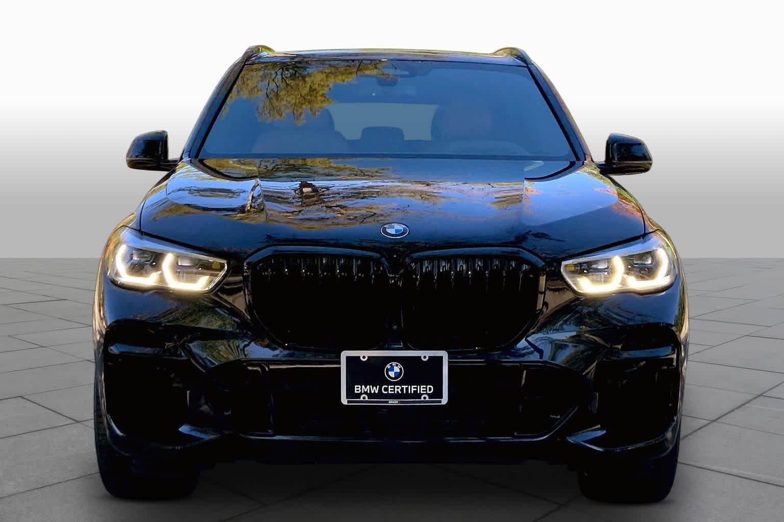 Certified Used 2023 Carbon Black Metallic BMW M50i image 3