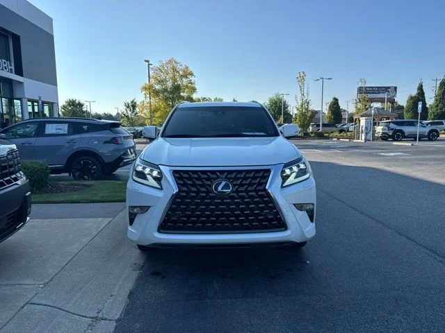 Used 2020 White Lexus 460 image 8