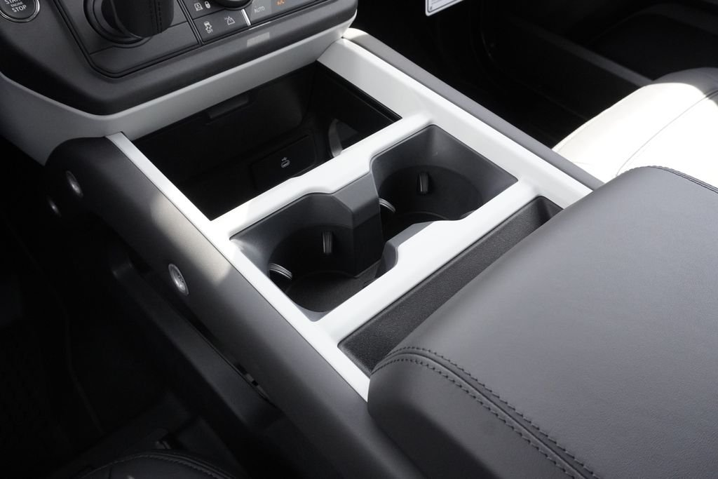 New 2026 Woolstone Green Land Rover S image 14