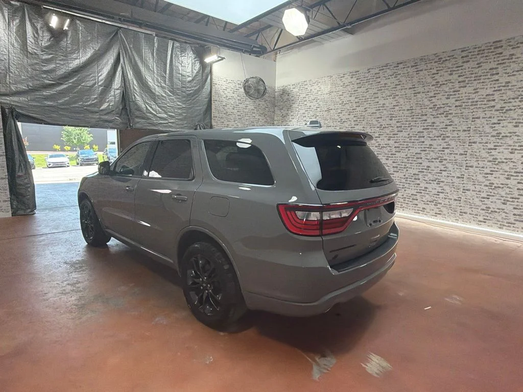 Used 2021 Destroyer Gray Clearcoat Dodge SXT Plus image 5