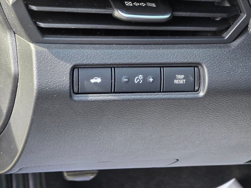 Used 2025 Black Nissan 2.5 SV image 8