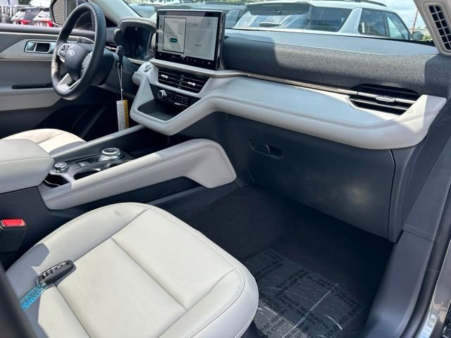 New 2026 Gray Ford Active image 10