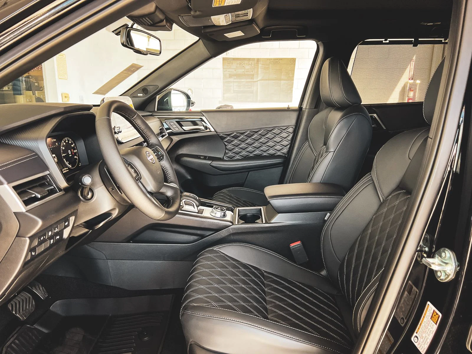 New 2026 Black Nissan Platinum image 20