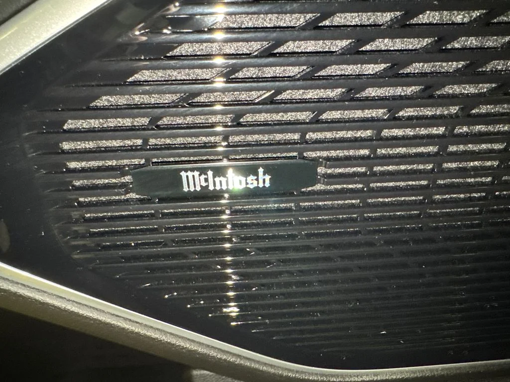 New 2026 Silver-Zynith Exterior Paint Jeep Limited Reserve image 19