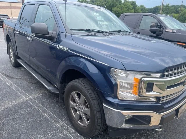 Used 2019 Blue Ford XLT image 4