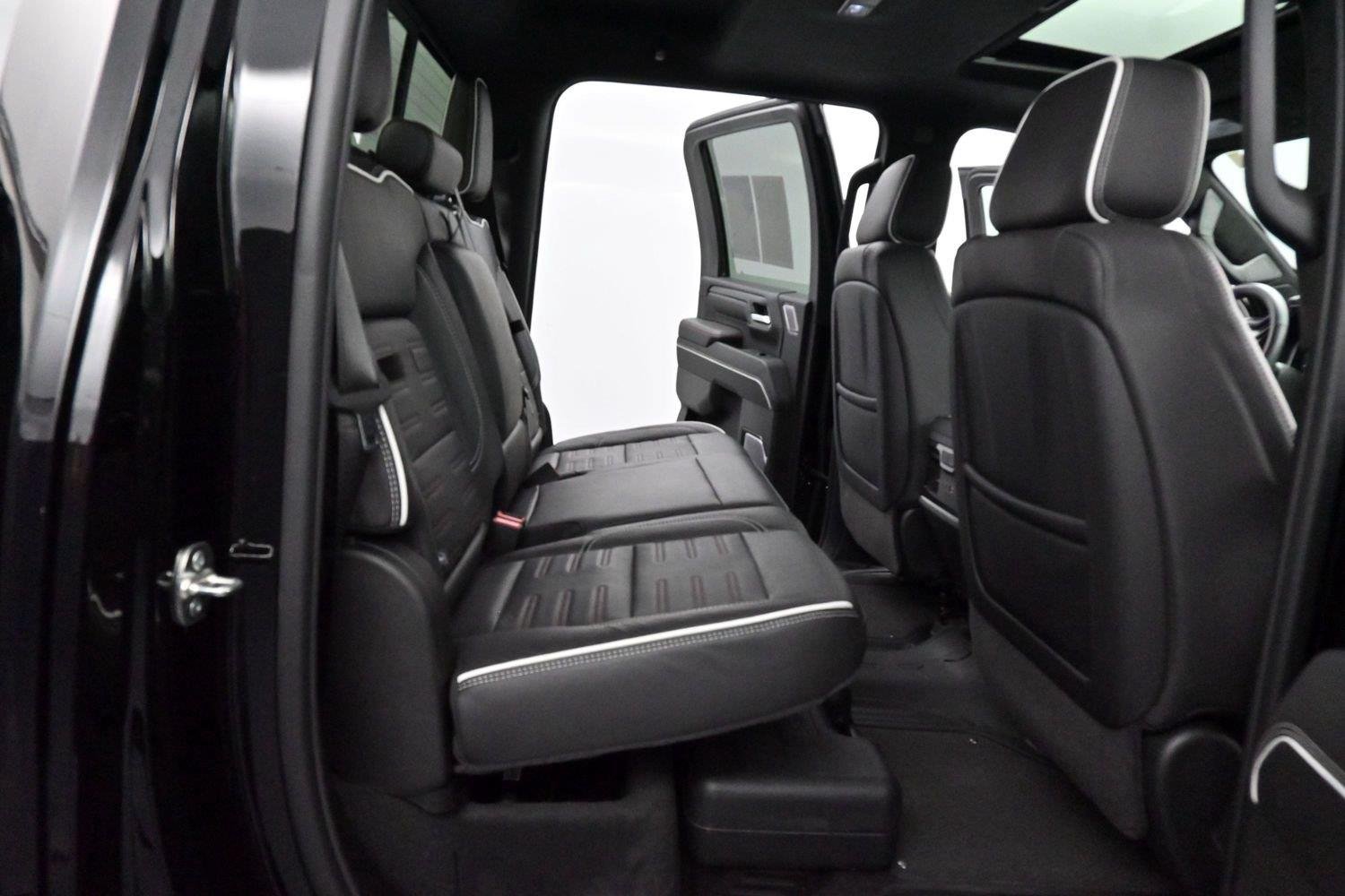 Used 2026 Onyx Black GMC AT4X image 34