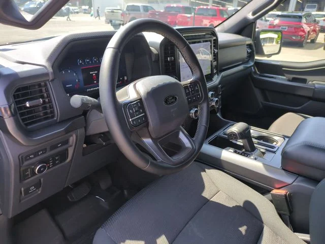 Used 2024 Blue Ford XLT image 15