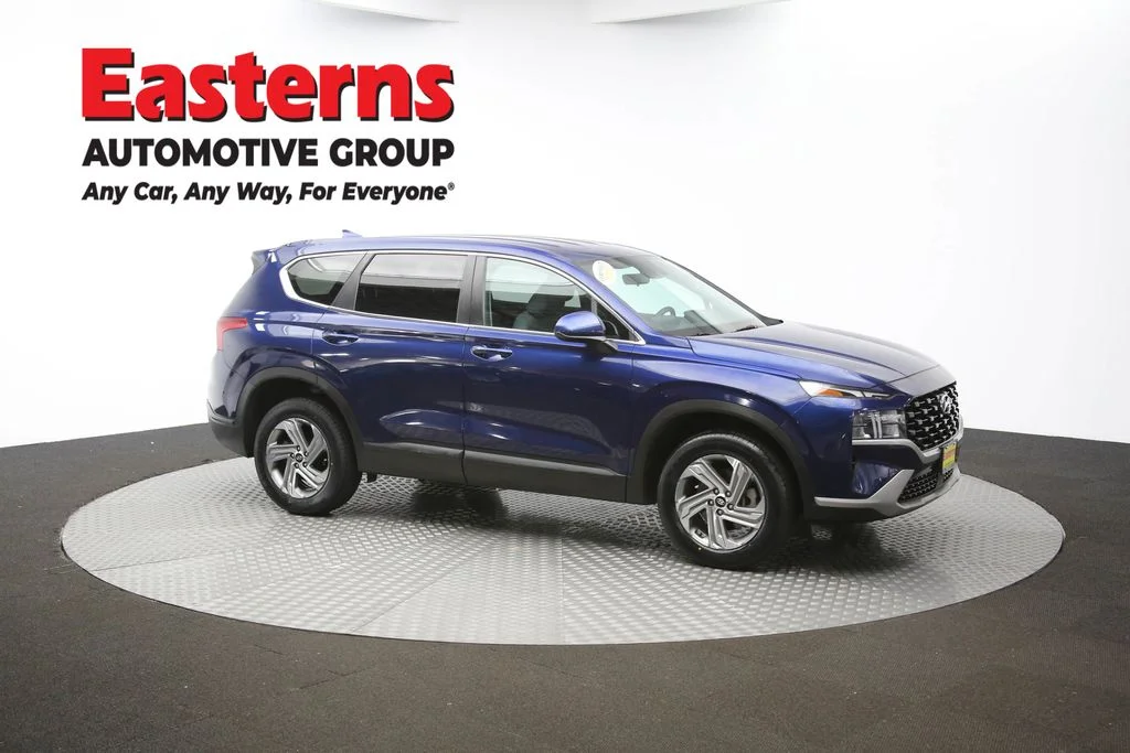 Used 2022 Blue Hyundai SE image 43