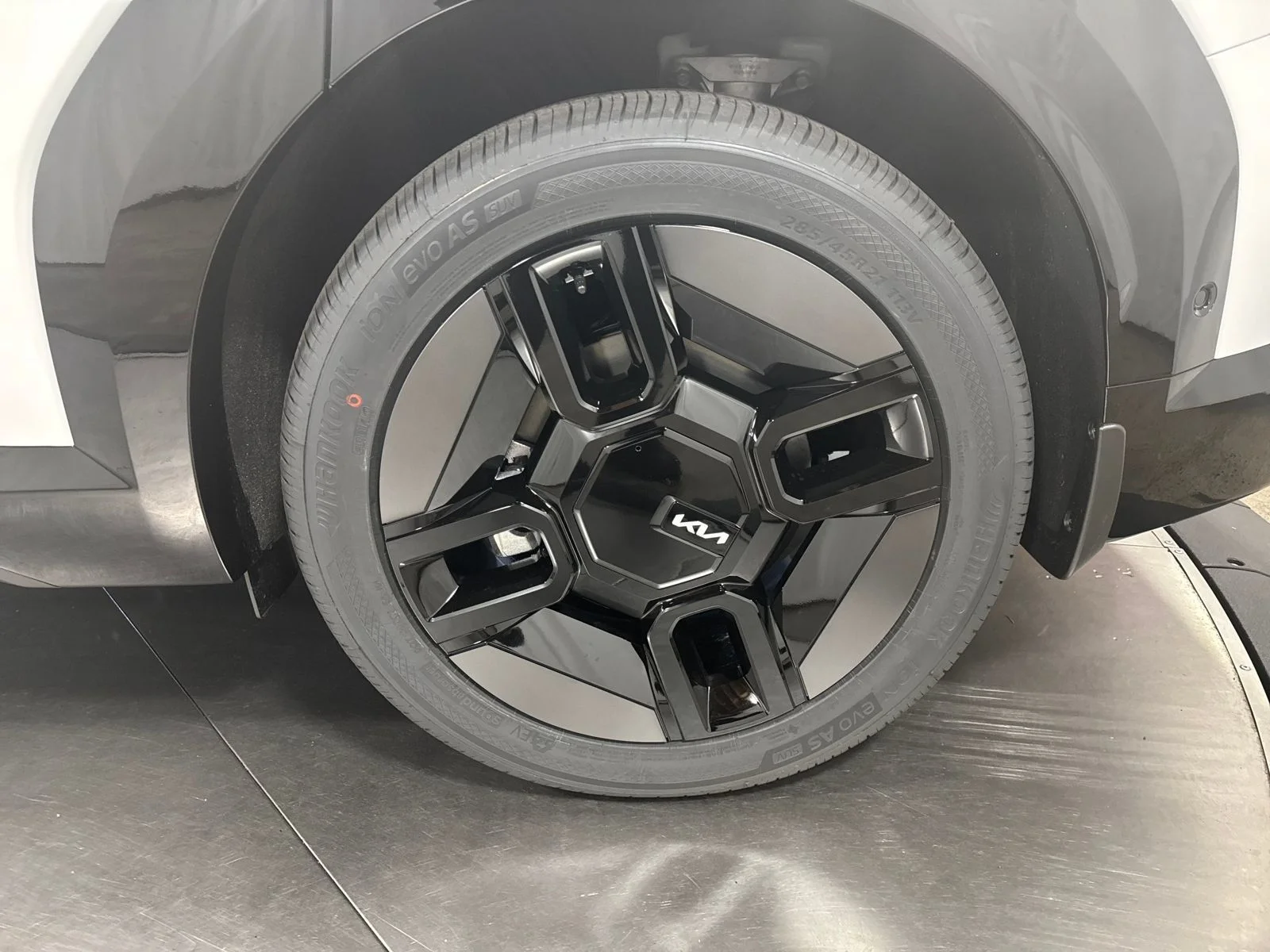 New 2026 White Pearl Kia GT-Line image 12