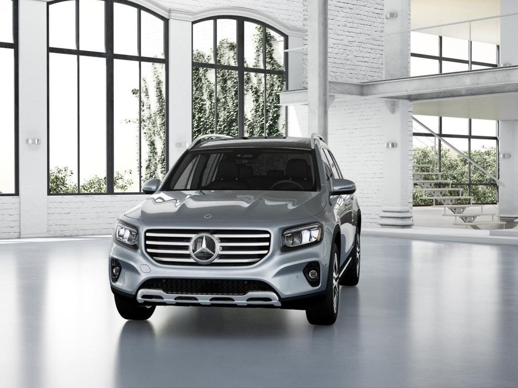 New 2026 Cirrus Silver Metallic Mercedes-Benz GLB 250 image 42