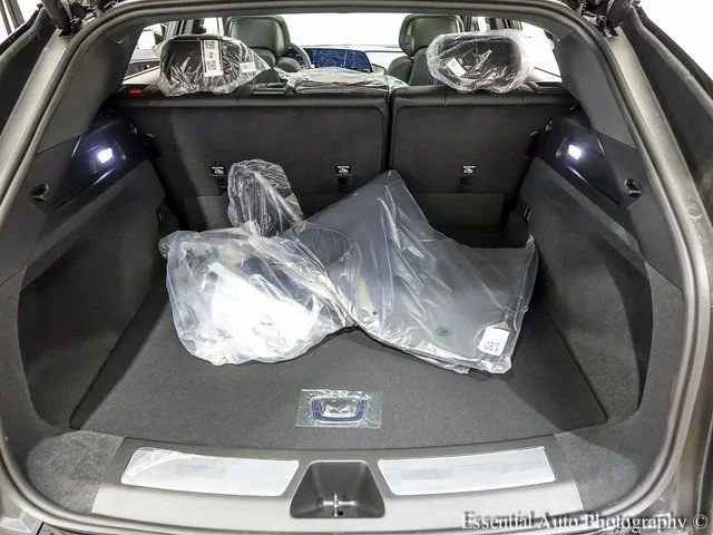 New 2025 Crystal White Tricoat Cadillac Sport 1 image 20