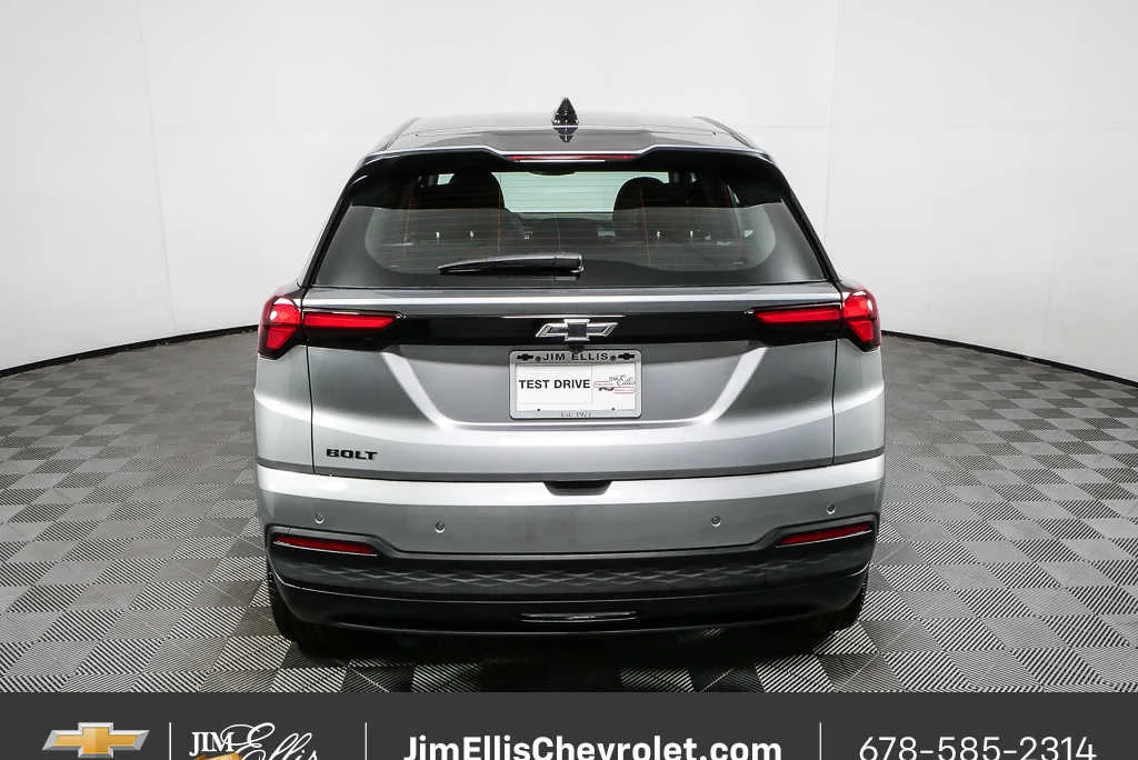 2027 Chevrolet Bolt LT - Photo 26