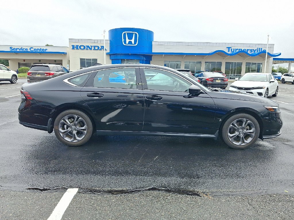 Certified Used 2023 Crystal Black Pearl Honda 1.5T EX image 7
