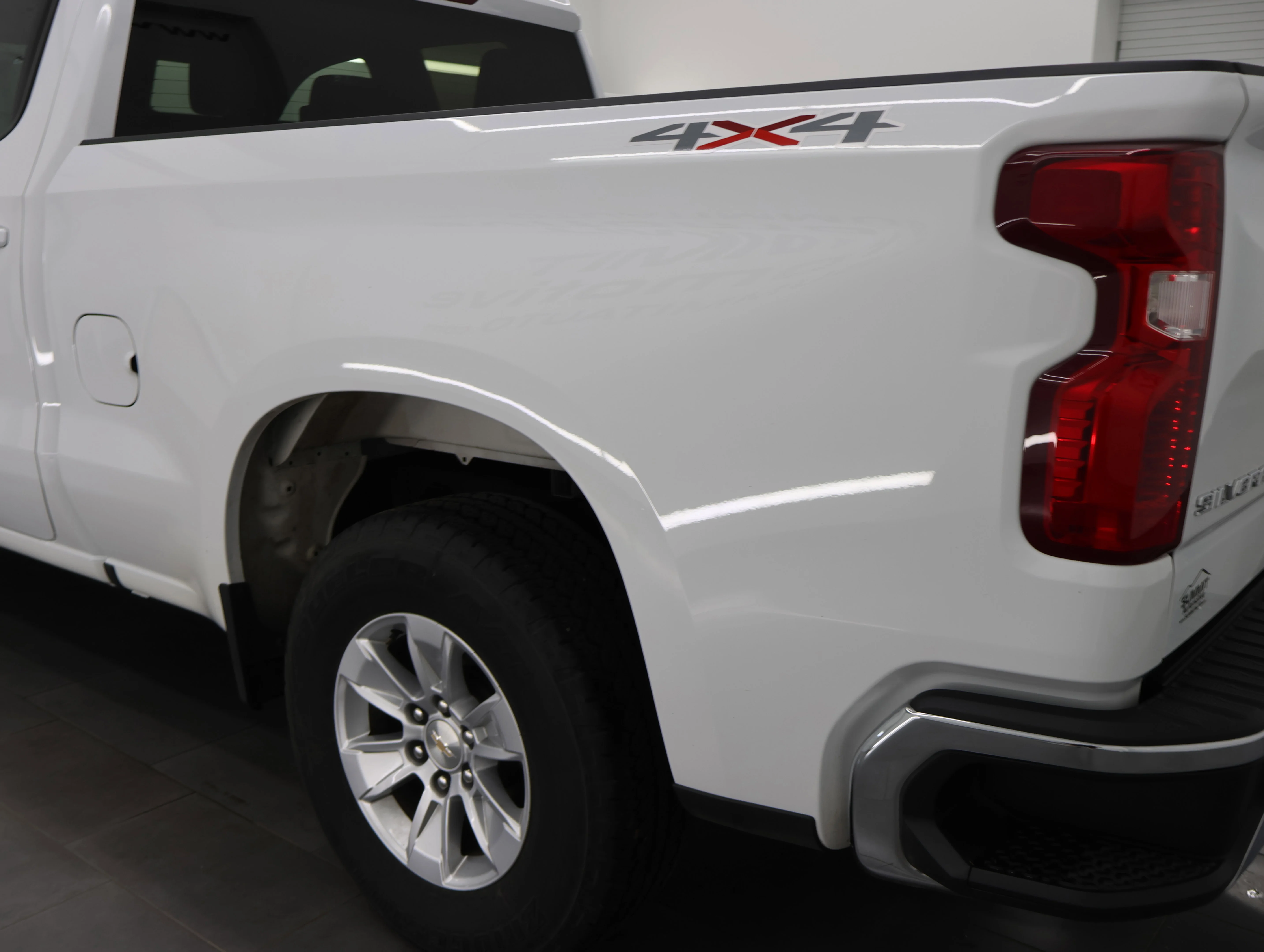 Used 2020 Summit White Chevrolet LT image 30