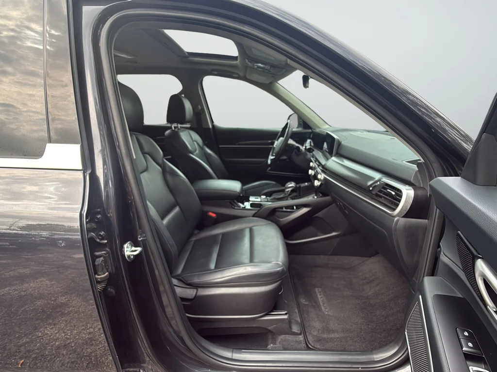 Certified Used 2025 Gray Kia S image 26