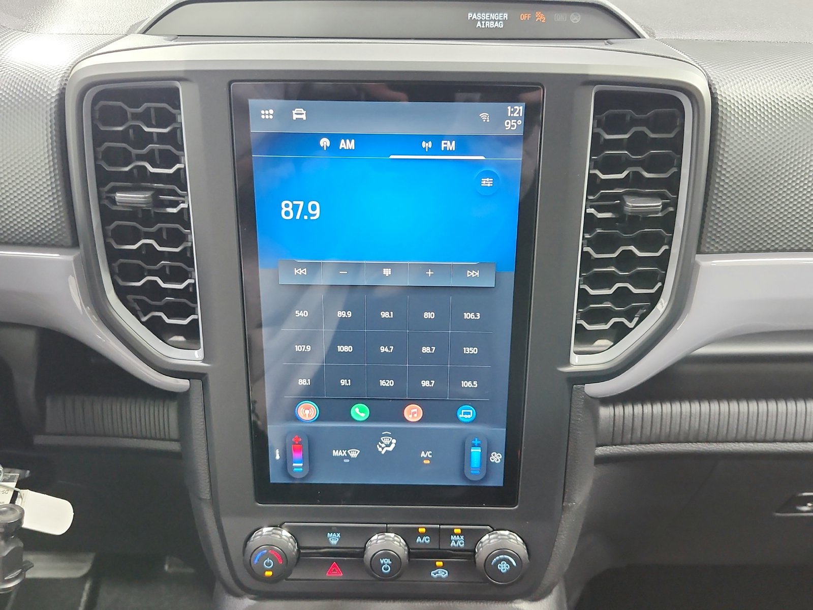 New 2026 Oxford White Ford XL image 26