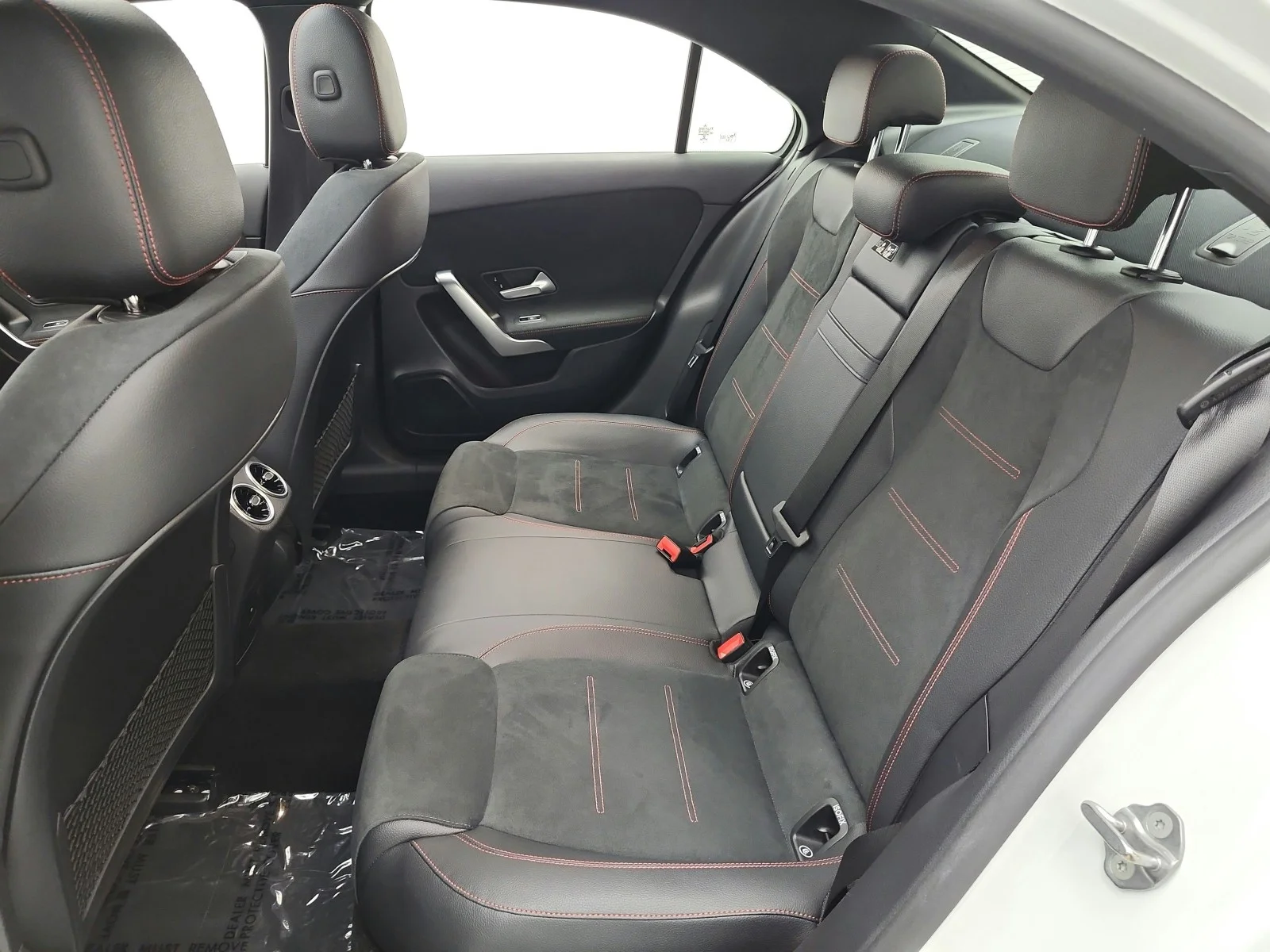 Used 2022 Polar White Mercedes-Benz A 220 Sedan image 13