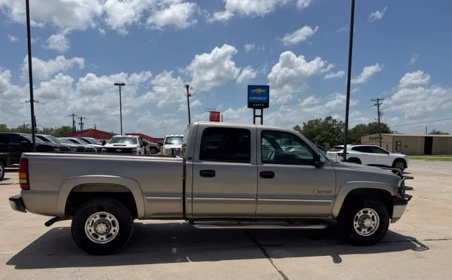 Used 2002 Chevrolet Silverado 1500HD LS with VIN 1GCGC13U12F236974 for sale in Freer, TX