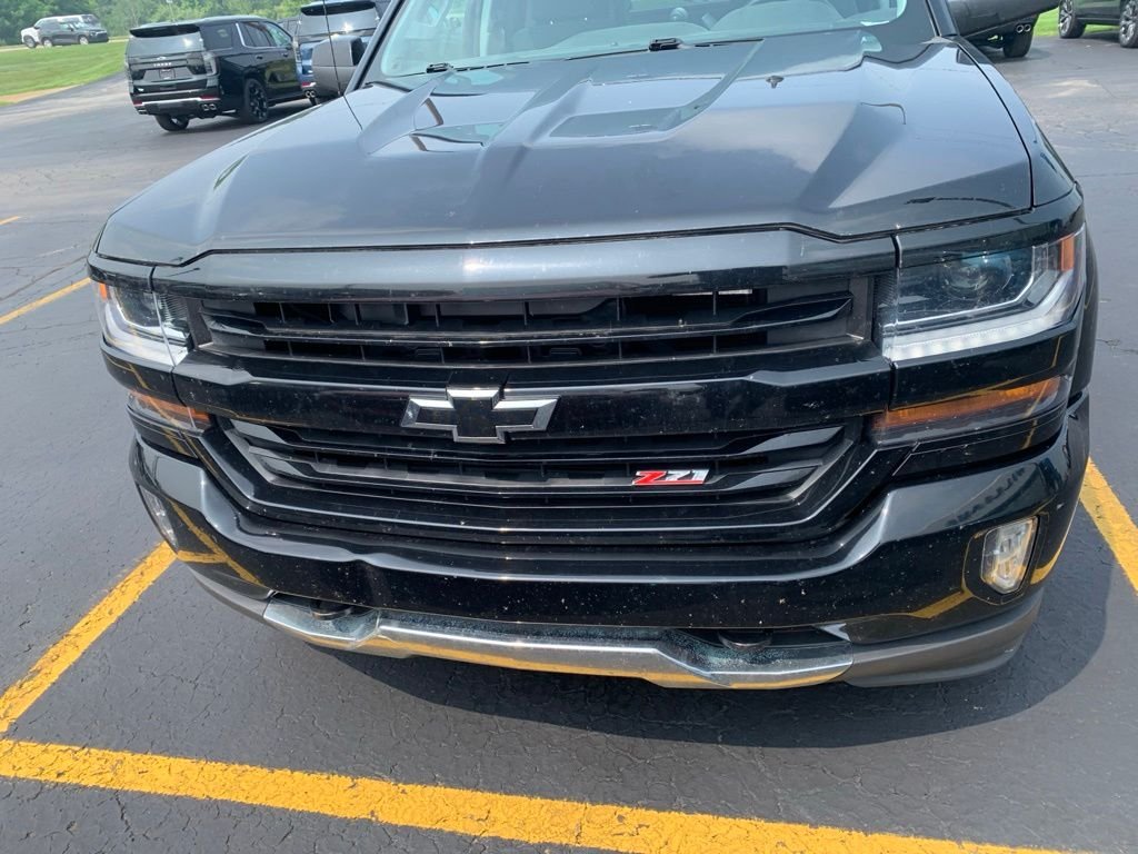 Used 2016 Black Chevrolet LT image 14