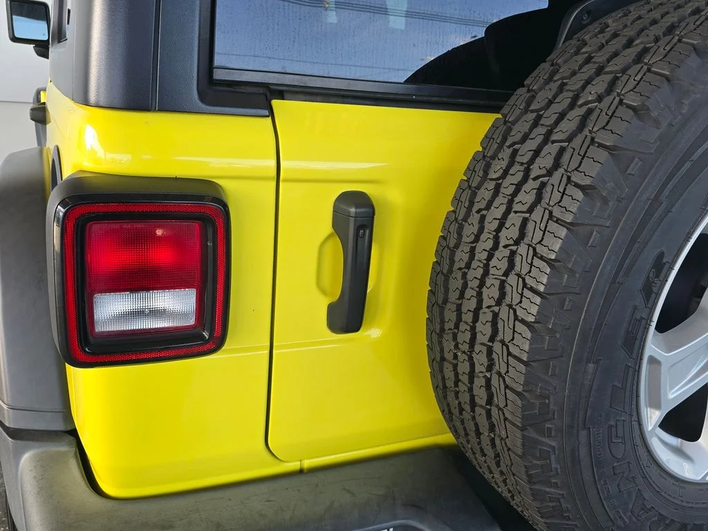 Used 2023 Yellow Jeep Sport S image 32