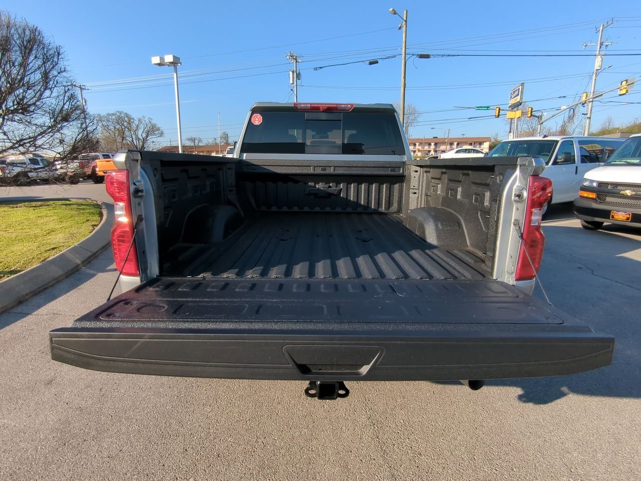 New 2026 Sterling Gray Metallic Chevrolet LT image 27