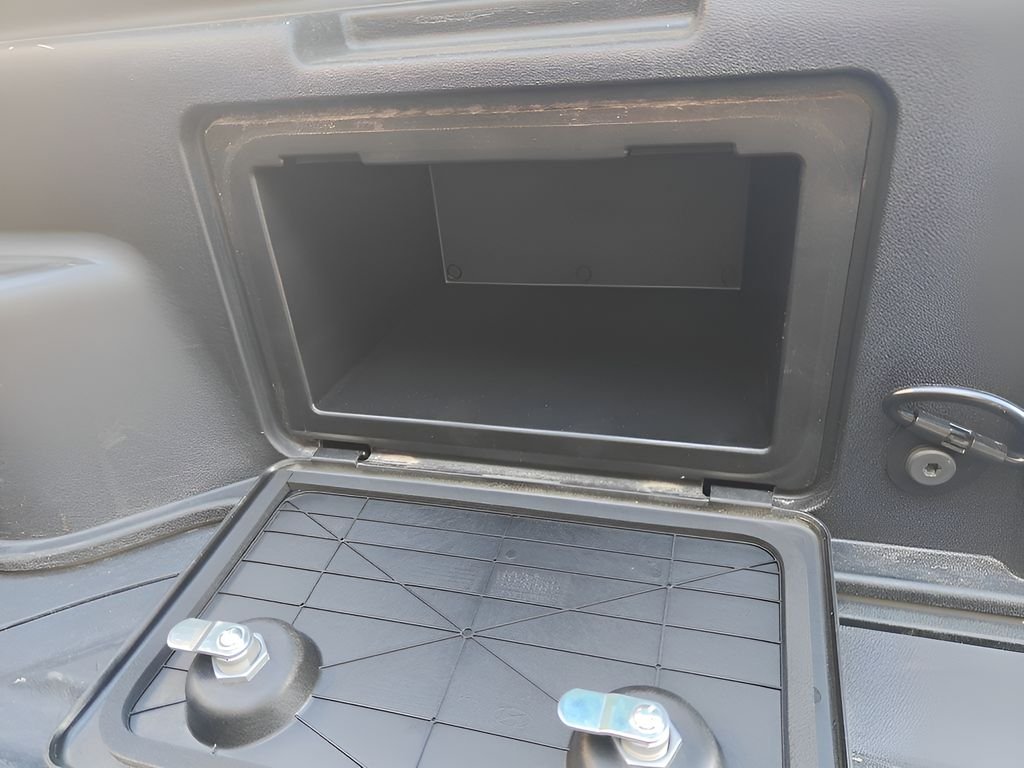 2025 Hyundai Santa Cruz SEL - Photo 30