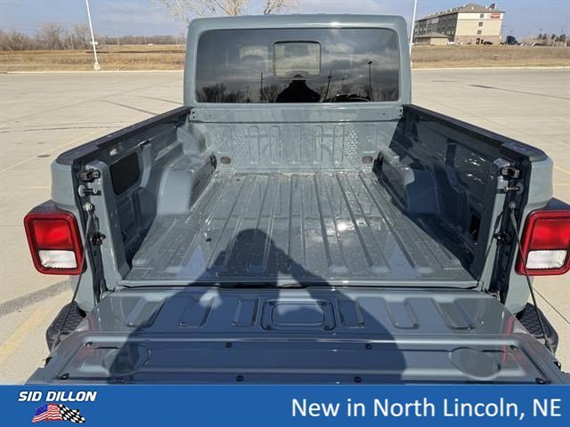 New 2026 Anvil Clearcoat Jeep Sport S image 7