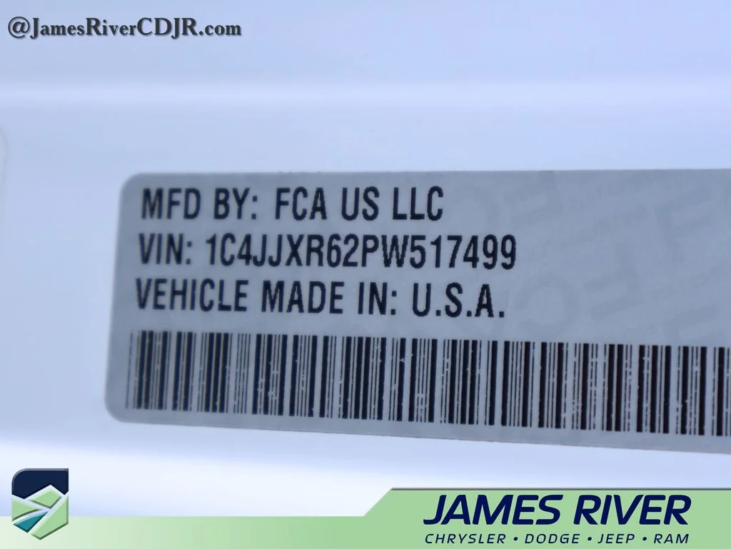 Used 2023 White Jeep Rubicon 4xe image 40