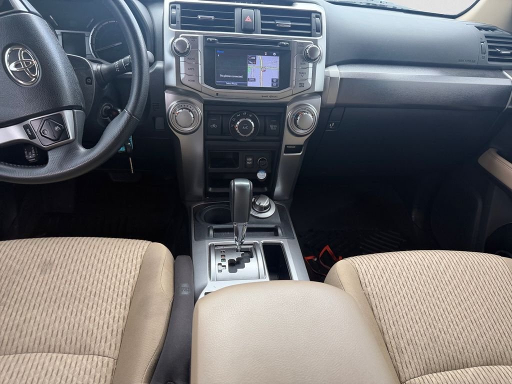 Used 2019 Midnight Black Metallic Toyota SR5 image 11