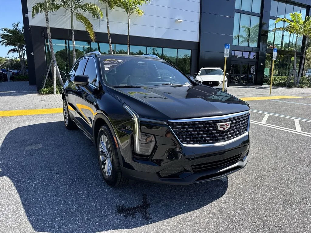 Used 2024 Stellar Black Metallic Cadillac Premium Luxury image 7