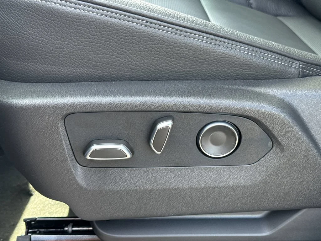 2026 GMC Sierra 1500 Denali - Photo 17